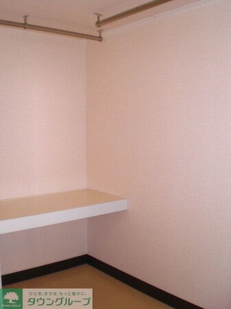 レオネクスト泉の物件内観写真